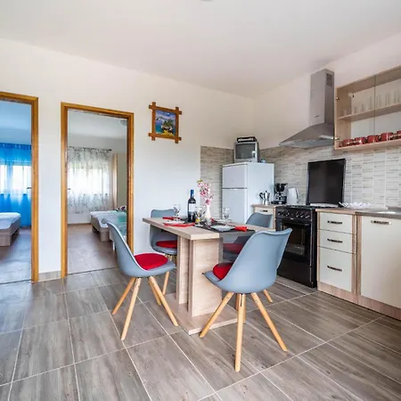 Iii Apartman Krnica